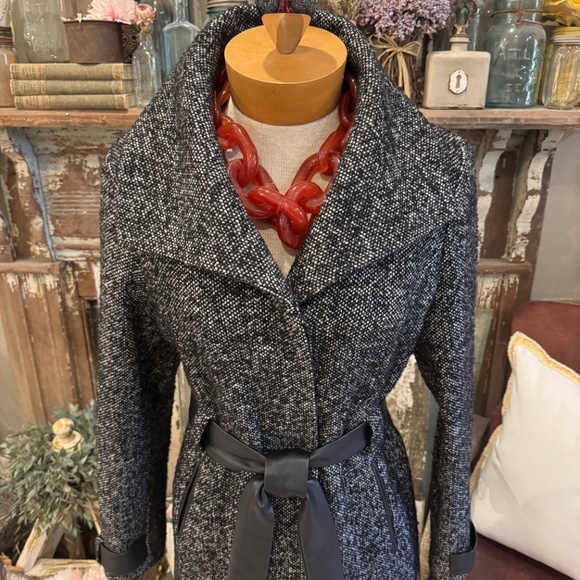 DANA BUCHMAN TWEED WOOL COAT | LEATHER BELTED | TRENCH | WINTER CREW JACKET - Picture 4 of 11